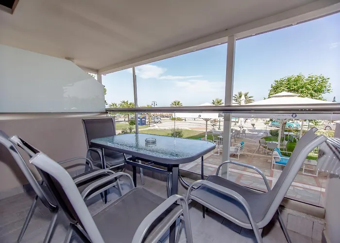 Amalia Mare Sea View Apartmán *